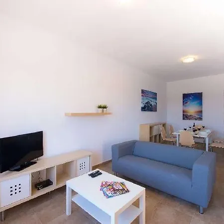 Ambar - By Interhome Ifach